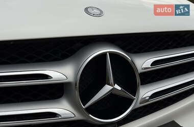 Внедорожник / Кроссовер Mercedes-Benz GLC-Class 2015 в 