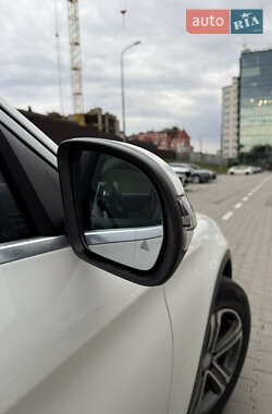 Внедорожник / Кроссовер Mercedes-Benz GLC-Class 2015 в 