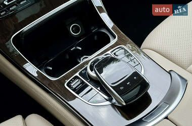 Внедорожник / Кроссовер Mercedes-Benz GLC-Class 2018 в 