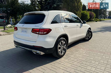 Позашляховик / Кросовер Mercedes-Benz GLC-Class 2017 в 