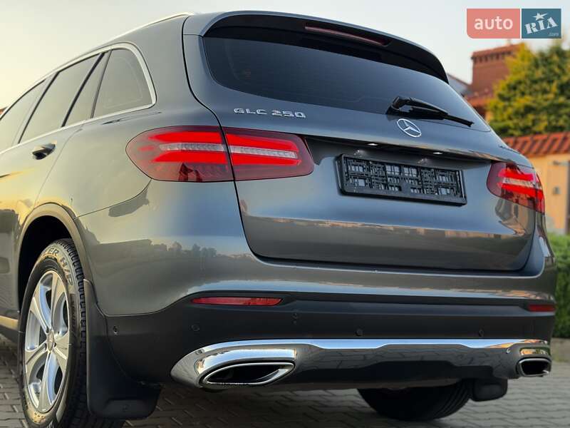 Внедорожник / Кроссовер Mercedes-Benz GLC-Class 2015 в Одессе