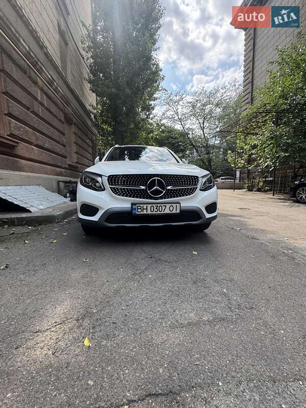 Внедорожник / Кроссовер Mercedes-Benz GLC-Class 2018 в 
