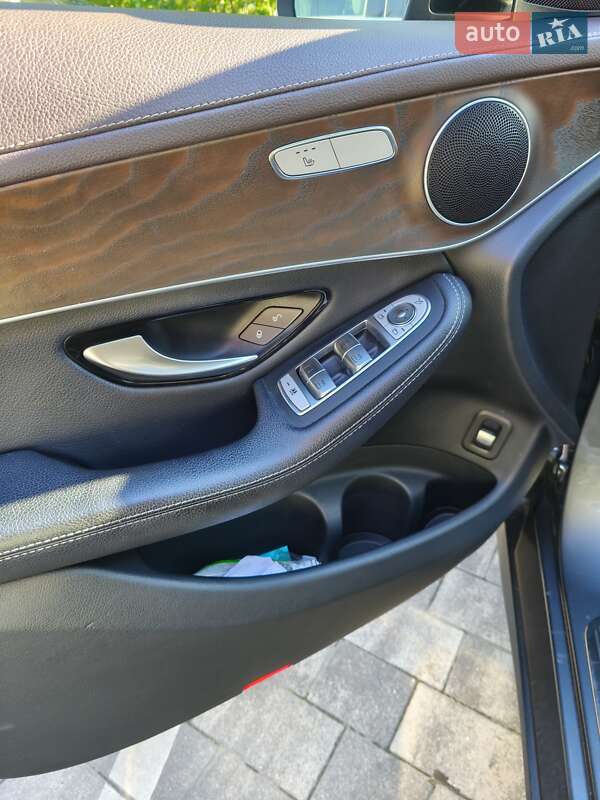 Внедорожник / Кроссовер Mercedes-Benz GLC-Class 2018 в Львове фото 9 Внедорожник / Кроссовер Mercedes-Benz GLC-Class 2018 в Львове