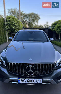 Внедорожник / Кроссовер Mercedes-Benz GLC-Class 2017 в 