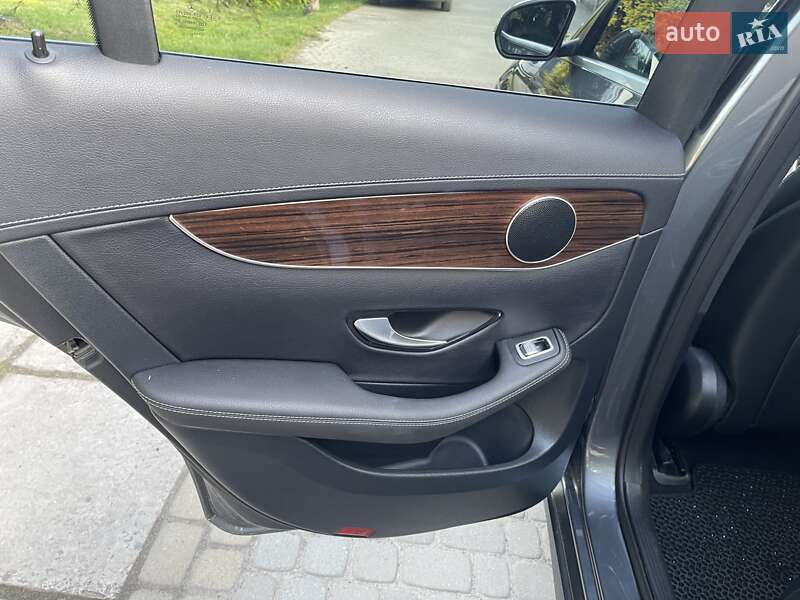 Внедорожник / Кроссовер Mercedes-Benz GLC-Class 2021 в Львове