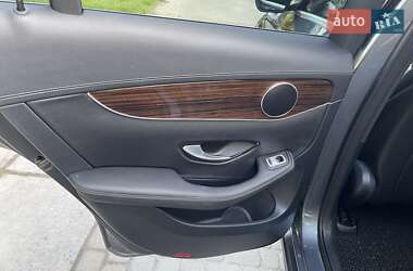 Внедорожник / Кроссовер Mercedes-Benz GLC-Class 2021 в 