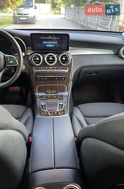 Внедорожник / Кроссовер Mercedes-Benz GLC-Class 2021 в 