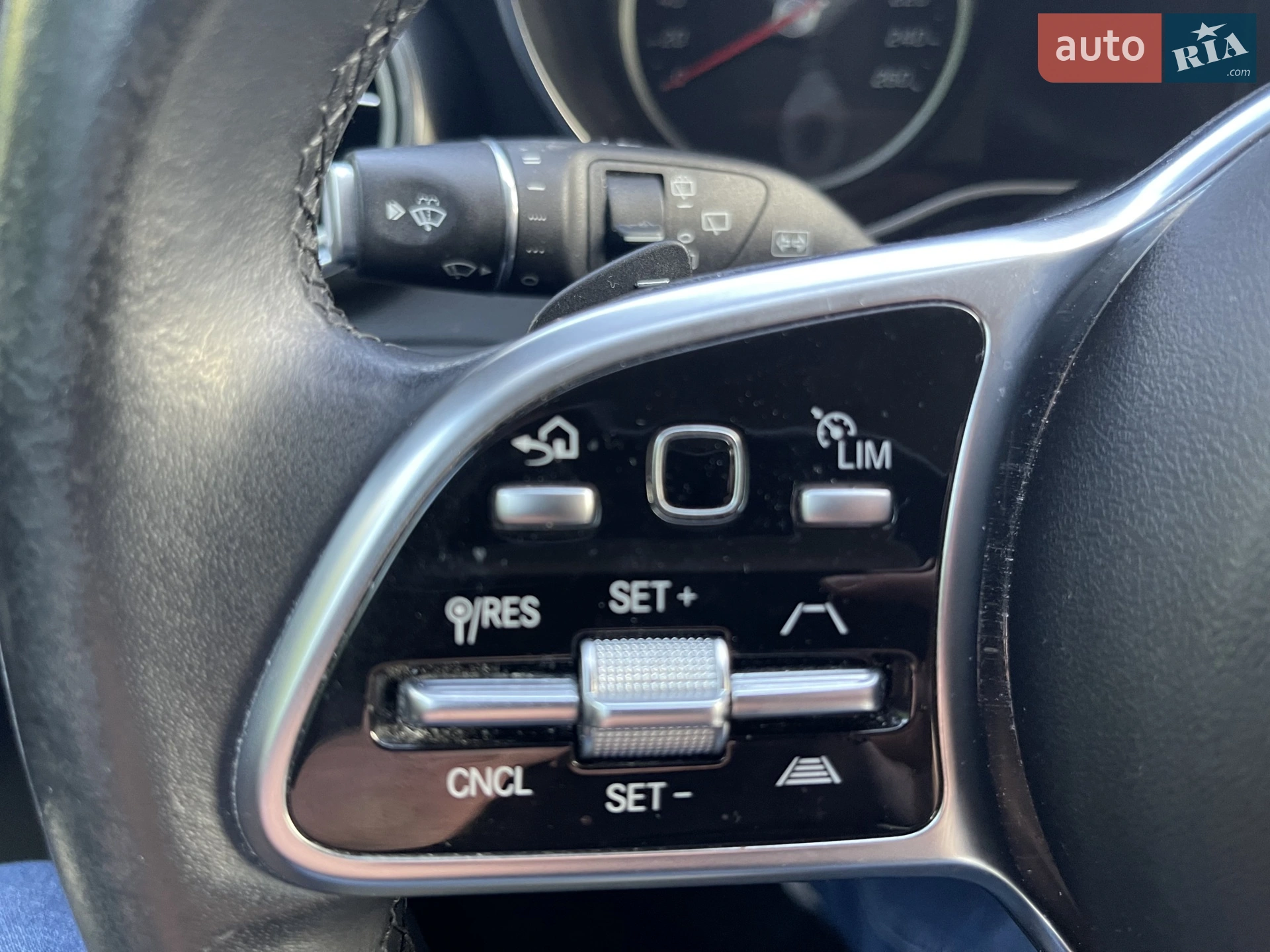 2021 Mercedes-Benz GLC - мініатюра 74