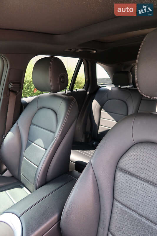 Внедорожник / Кроссовер Mercedes-Benz GLC-Class 2019 в Киеве