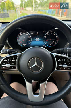 Внедорожник / Кроссовер Mercedes-Benz GLC-Class 2022 в 