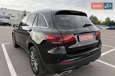 Внедорожник / Кроссовер Mercedes-Benz GLC-Class 2019 в 