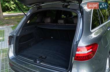 Внедорожник / Кроссовер Mercedes-Benz GLC-Class 2016 в 