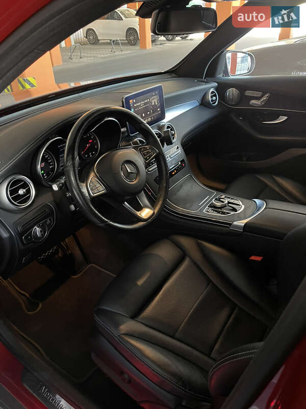 Внедорожник / Кроссовер Mercedes-Benz GLC-Class 2017 в Киеве