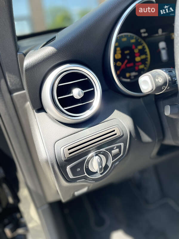 Внедорожник / Кроссовер Mercedes-Benz GLC-Class 2020 в Ужгороде