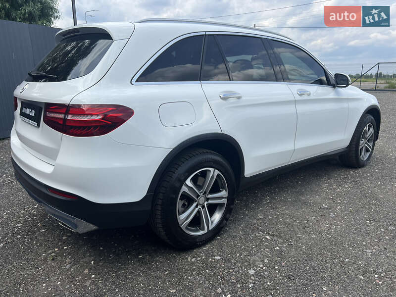 Внедорожник / Кроссовер Mercedes-Benz GLC-Class 2015 в Киеве