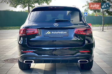 Внедорожник / Кроссовер Mercedes-Benz GLC-Class 2021 в 