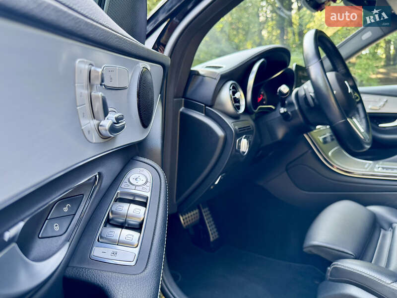 Внедорожник / Кроссовер Mercedes-Benz GLC-Class 2022 в Тернополе