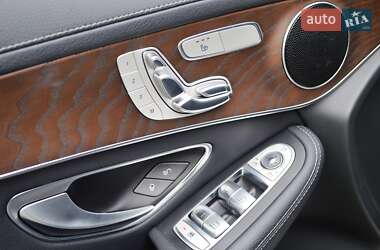 Внедорожник / Кроссовер Mercedes-Benz GLC-Class 2017 в 