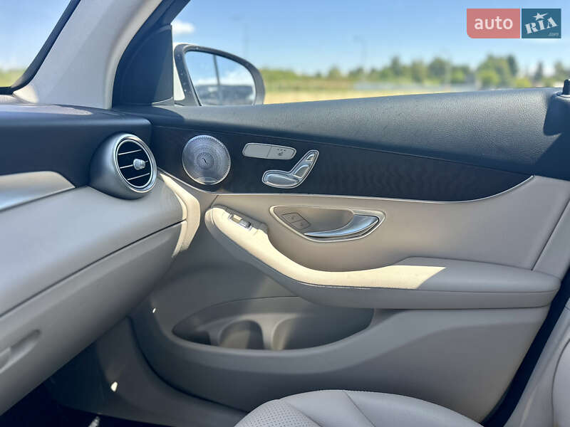 Внедорожник / Кроссовер Mercedes-Benz GLC-Class 2019 в Львове
