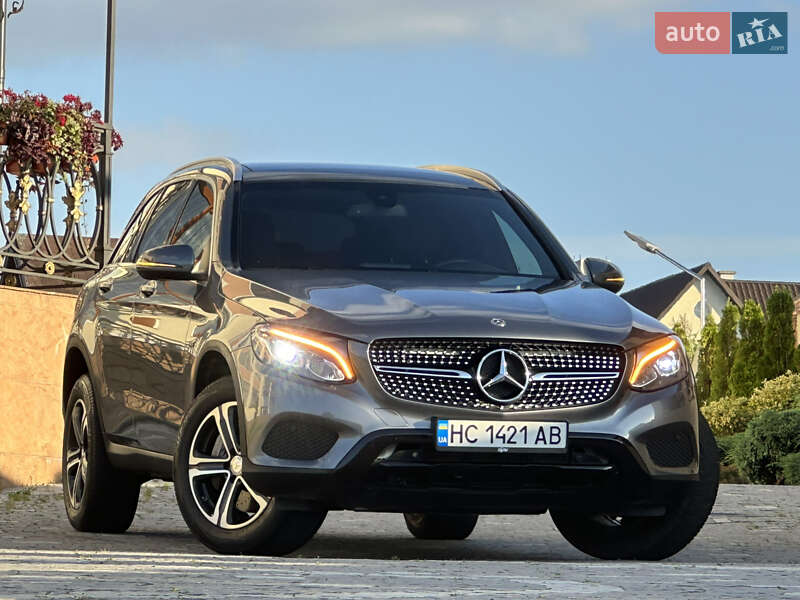 Внедорожник / Кроссовер Mercedes-Benz GLC-Class 2018 в 