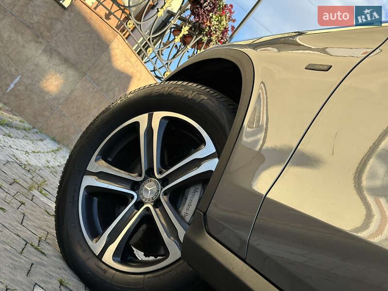 Позашляховик / Кросовер Mercedes-Benz GLC-Class 2018 в Дрогобичі