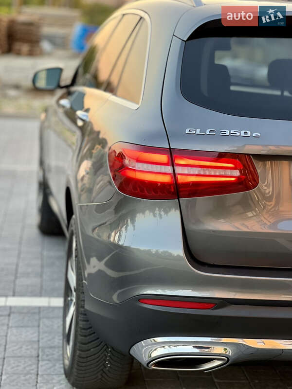 Внедорожник / Кроссовер Mercedes-Benz GLC-Class 2018 в Львове