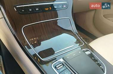Внедорожник / Кроссовер Mercedes-Benz GLC-Class 2022 в 