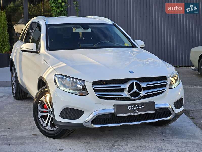Внедорожник / Кроссовер Mercedes-Benz GLC-Class 2017 в 