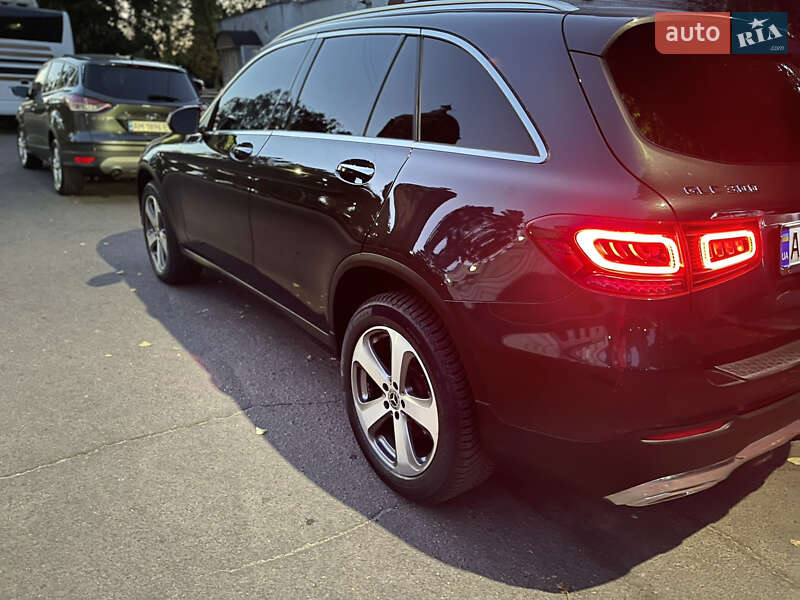 Позашляховик / Кросовер Mercedes-Benz GLC-Class 2020 в Києві