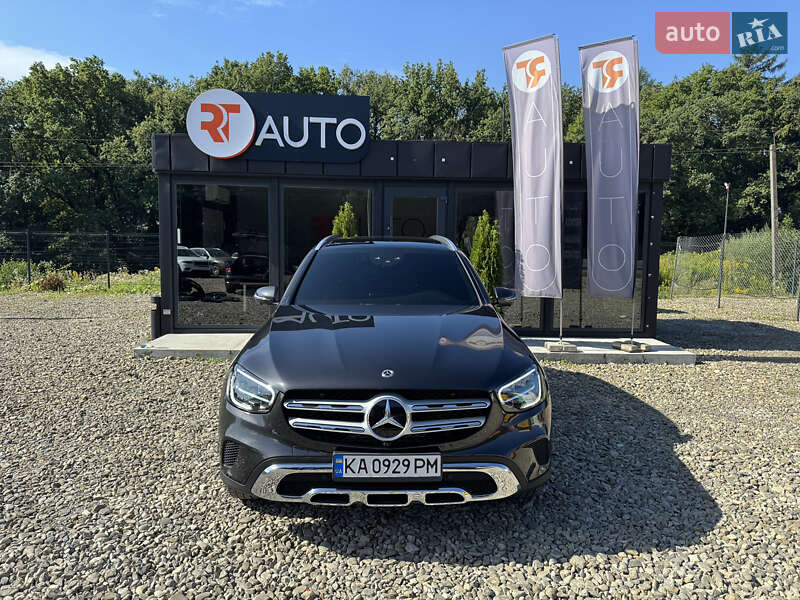 Mercedes-Benz GLC-Class 2022