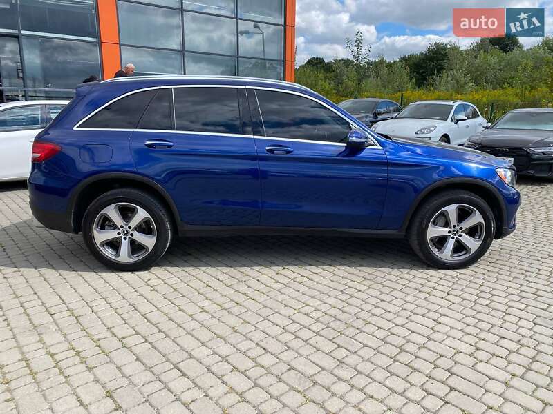 Внедорожник / Кроссовер Mercedes-Benz GLC-Class 2017 в Львове фото 8 Внедорожник / Кроссовер Mercedes-Benz GLC-Class 2017 в Львове