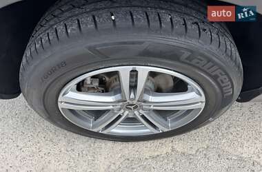 Внедорожник / Кроссовер Mercedes-Benz GLC-Class 2021 в 