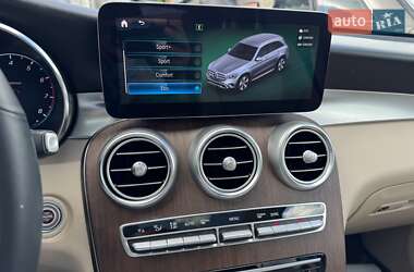 Внедорожник / Кроссовер Mercedes-Benz GLC-Class 2021 в 
