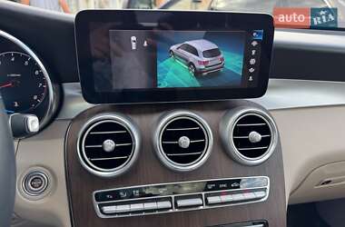Внедорожник / Кроссовер Mercedes-Benz GLC-Class 2021 в 