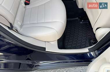 Внедорожник / Кроссовер Mercedes-Benz GLC-Class 2021 в 