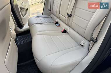 Внедорожник / Кроссовер Mercedes-Benz GLC-Class 2021 в 