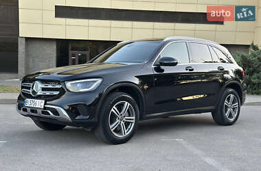 Внедорожник / Кроссовер Mercedes-Benz GLC-Class 2021 в 