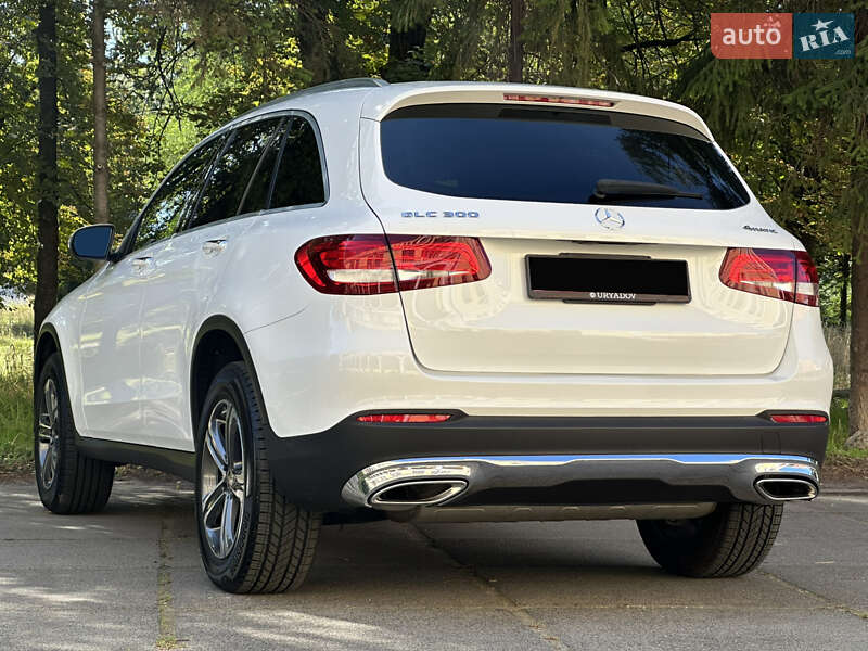 Внедорожник / Кроссовер Mercedes-Benz GLC-Class 2019 в Киеве