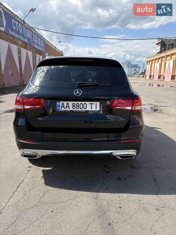 Внедорожник / Кроссовер Mercedes-Benz GLC-Class 2017 в Киеве