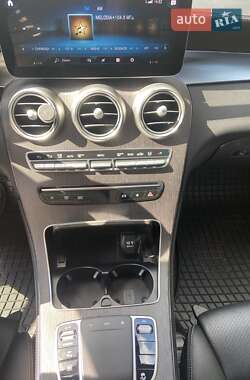 Внедорожник / Кроссовер Mercedes-Benz GLC-Class 2019 в 