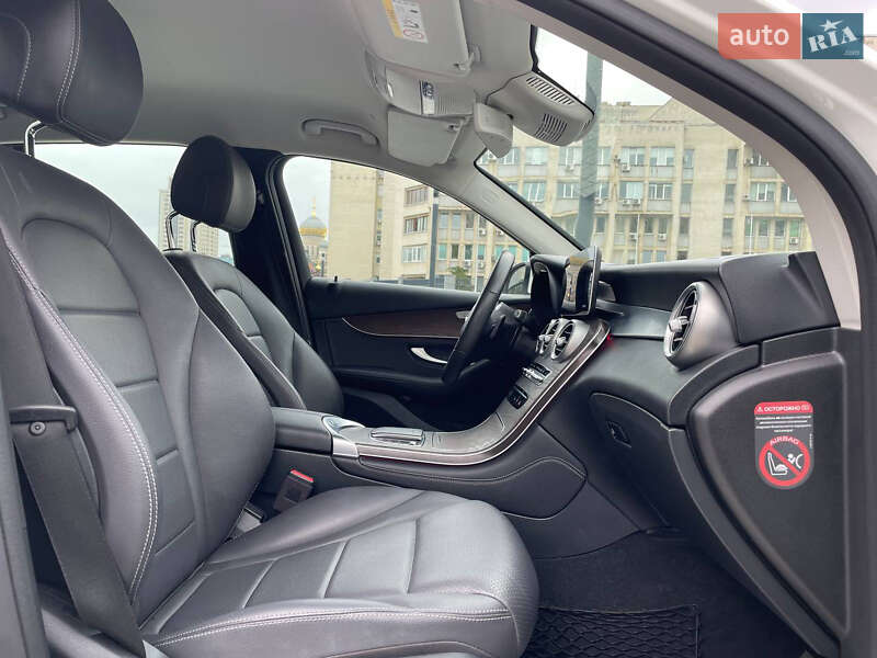 Внедорожник / Кроссовер Mercedes-Benz GLC-Class 2019 в Киеве фото 18 Внедорожник / Кроссовер Mercedes-Benz GLC-Class 2019 в Киеве