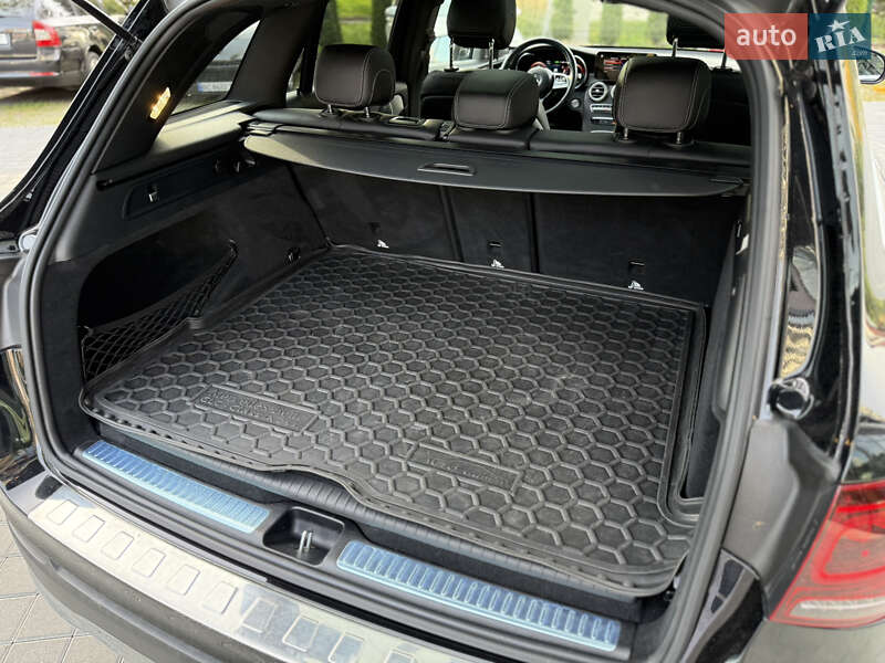 Внедорожник / Кроссовер Mercedes-Benz GLC-Class 2019 в Львове фото 52 Внедорожник / Кроссовер Mercedes-Benz GLC-Class 2019 в Львове