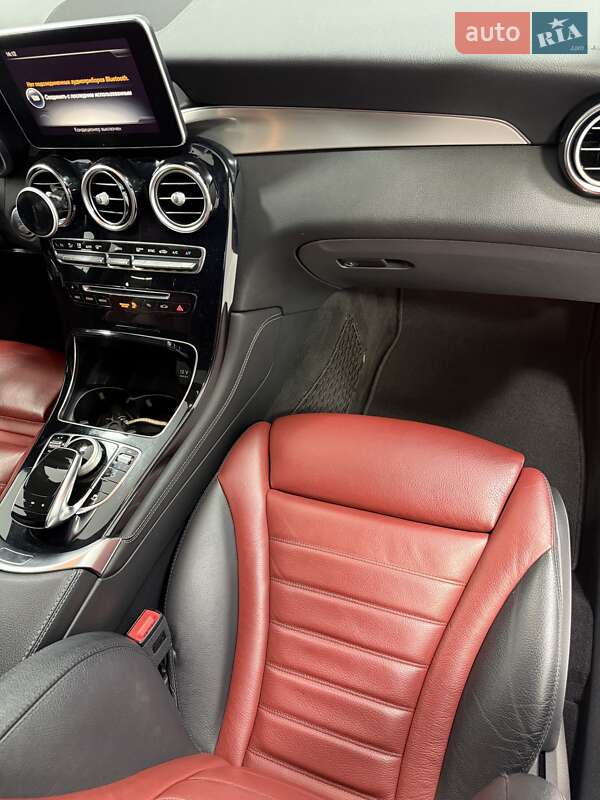 Позашляховик / Кросовер Mercedes-Benz GLC-Class 2018 в Одесі фото 22 Позашляховик / Кросовер Mercedes-Benz GLC-Class 2018 в Одесі