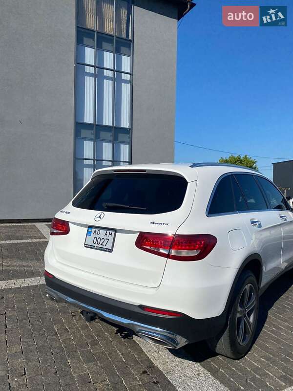 Внедорожник / Кроссовер Mercedes-Benz GLC-Class 2017 в Хусте фото 6 Внедорожник / Кроссовер Mercedes-Benz GLC-Class 2017 в Хусте