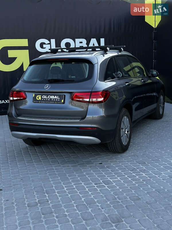Внедорожник / Кроссовер Mercedes-Benz GLC-Class 2017 в Львове фото 18 Внедорожник / Кроссовер Mercedes-Benz GLC-Class 2017 в Львове
