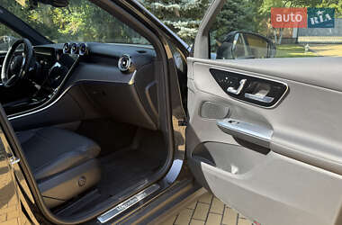 Внедорожник / Кроссовер Mercedes-Benz GLC-Class 2023 в 