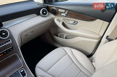 Внедорожник / Кроссовер Mercedes-Benz GLC-Class 2020 в 