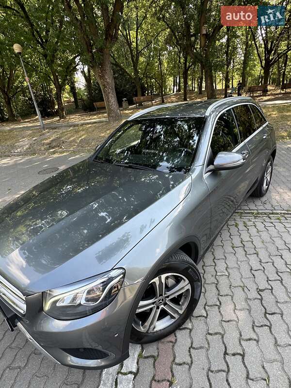 Внедорожник / Кроссовер Mercedes-Benz GLC-Class 2017 в Тернополе