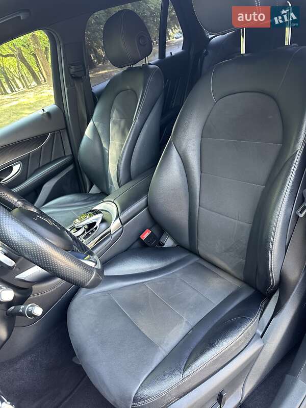 Внедорожник / Кроссовер Mercedes-Benz GLC-Class 2017 в Тернополе