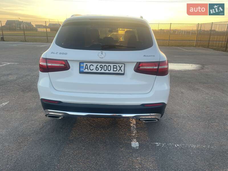 Внедорожник / Кроссовер Mercedes-Benz GLC-Class 2017 в Луцке фото 8 Внедорожник / Кроссовер Mercedes-Benz GLC-Class 2017 в Луцке